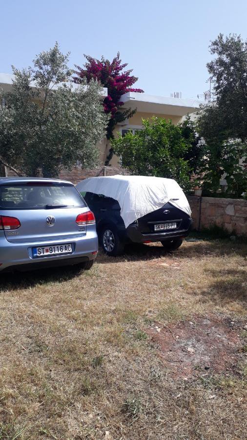 Villa Cela Εξαμίλιο Εξωτερικό φωτογραφία